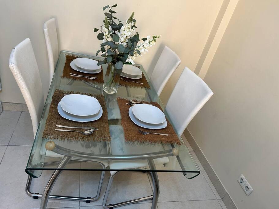 شقة Flat On The Paseo Maritamo! إِستيبونا المظهر الخارجي الصورة